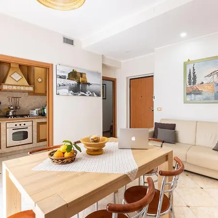 Sorrentovibes - Spacious 3 Bedrooms In Oldtown Sorrento