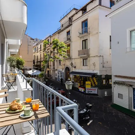 Sorrentovibes - Spacious 3 Bedrooms In Oldtown Apartament Półwysep Sorrentyński